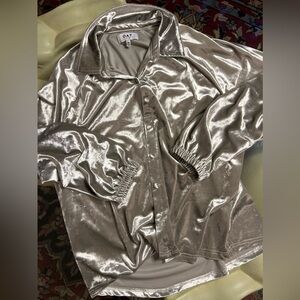 OAT size medium velvet button down